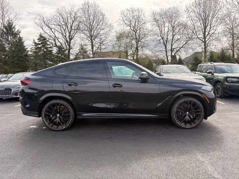 Used 2025 BMW X6 M60i AWD/4WD image 4