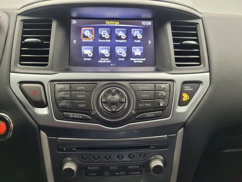 Used 2019 Nissan Pathfinder SL image 25