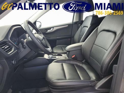 Used 2022 Ford Escape SEL image 13