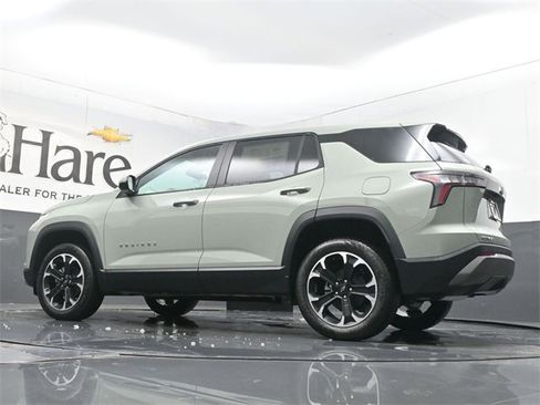 New 2026 Chevrolet Equinox LT image 33