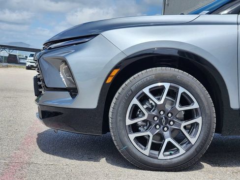 New 2026 Chevrolet Blazer RS w/ Driver Confidence II Package FWD image 5