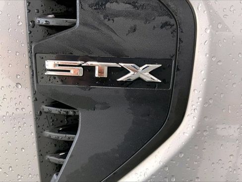 Used 2024 Ford Ranger XL RWD image 9