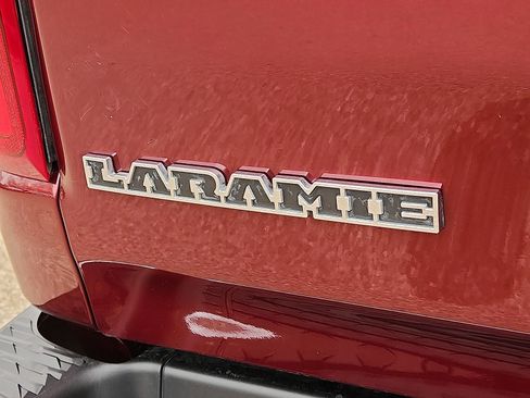Used 2022 RAM 1500 Laramie image 9