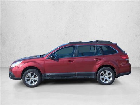 Used 2014 Subaru Outback 2.5i w/ Alloy Wheel Package image 4