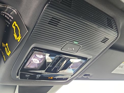 New 2026 Volkswagen Tiguan SE R-Line image 19