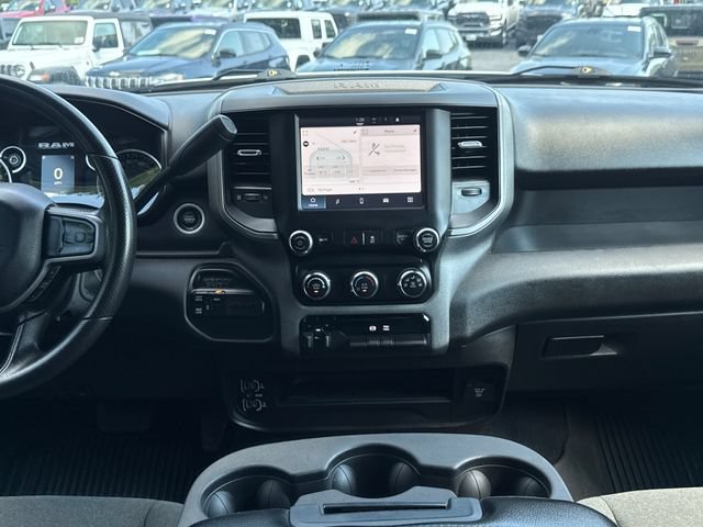 Used 2024 RAM 3500 Tradesman w/ Chrome Appearance Group AWD/4WD image 33
