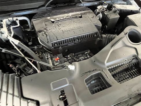 New 2025 Honda Pilot TrailSport image 13