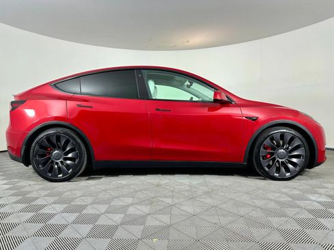 Used 2022 Tesla Model Y Performance AWD/4WD image 28