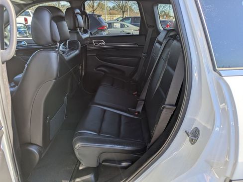 Used 2021 Jeep Grand Cherokee Limited image 15