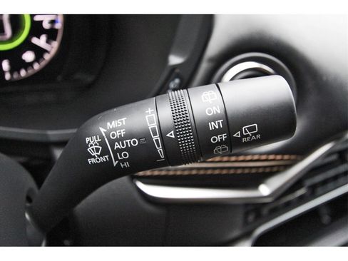 Certified 2025 MAZDA CX-70 3.3 Turbo S w/ Premium Package image 15