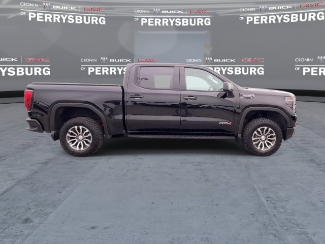 Used 2023 GMC Sierra 1500 AT4 w/ AT4 Preferred Package AWD/4WD image 2