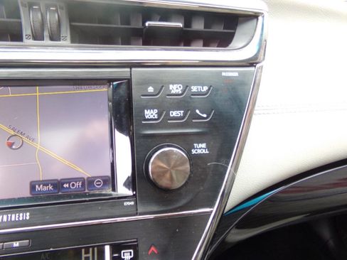 Used 2014 Toyota Avalon Limited image 39