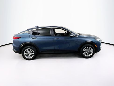 Used 2024 Buick Envista Preferred w/ Advanced Safety Package FWD image 4