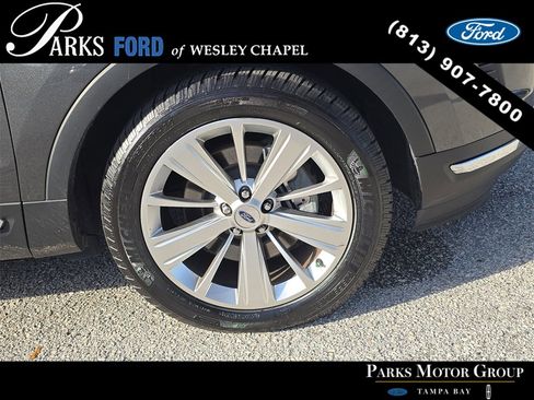 Certified 2019 Ford Explorer Limited w/ Class III Trailer Tow Package image 34