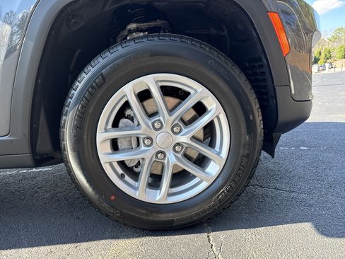 New 2026 Jeep Grand Cherokee Laredo X image 14