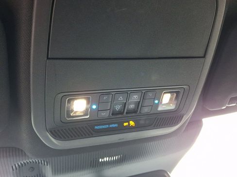 Used 2025 Ford Explorer ST w/ Sun And Sound Package AWD/4WD image 23