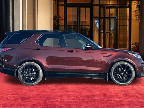 New 2026 Land Rover Discovery Limited Edition image 6