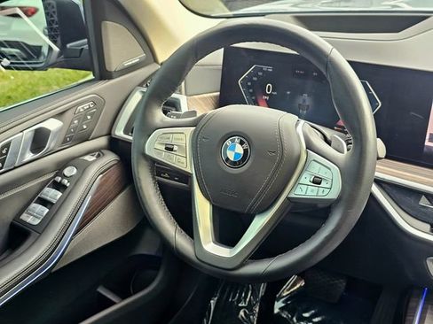 Used 2024 BMW X7 xDrive40i w/ Executive Package AWD/4WD image 31