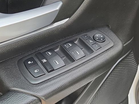 Used 2023 RAM 1500 Big Horn AWD/4WD image 22