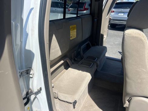 Used 2005 Toyota Tacoma 2WD Access Cab image 12
