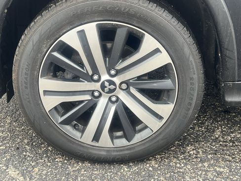 Used 2020 Mitsubishi Outlander Sport ES image 9