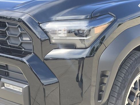New 2026 Toyota 4Runner TRD Off-Road Premium AWD/4WD image 6