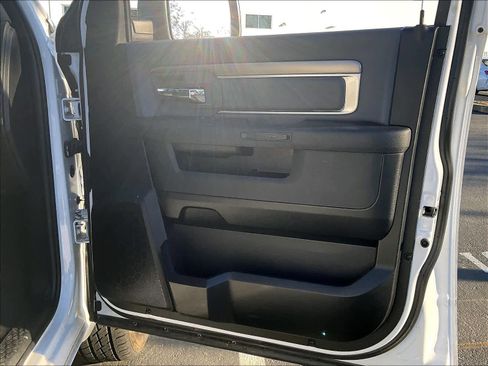 Used 2024 RAM 1500 Classic SLT image 25