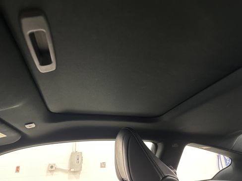 Used 2018 INFINITI Q60 3.0t Luxe w/ Sensory Package 3.0T Luxe AWD/4WD image 28