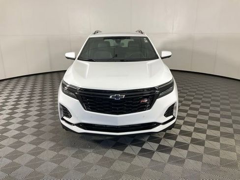 Used 2024 Chevrolet Equinox RS image 2