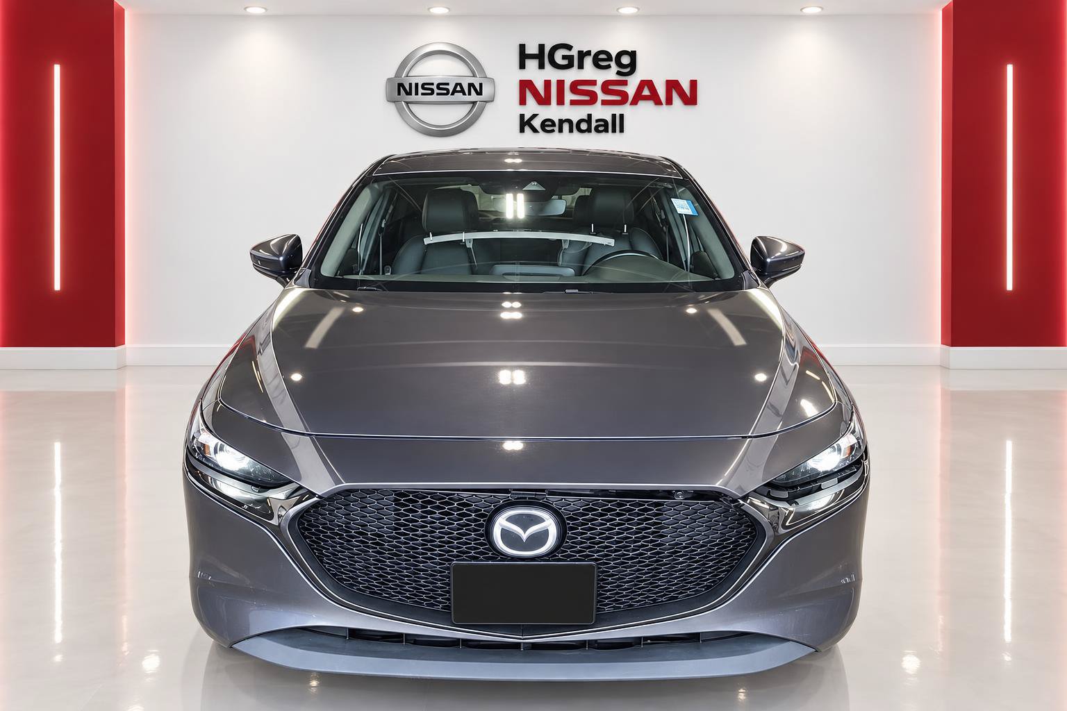 Used 2020 MAZDA MAZDA3 Hatchback FWD image 5