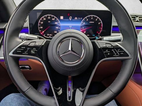 New 2026 Mercedes-Benz S 580 4MATIC Sedan image 13