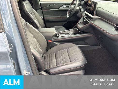 Used 2025 Ford Explorer ST-Line w/ Premium Package RWD image 16