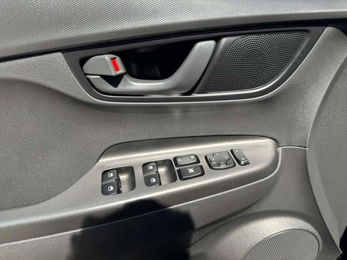 Certified 2021 Hyundai Kona SEL AWD/4WD image 13