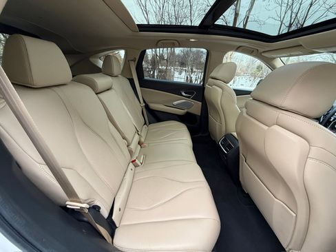 Used 2024 Acura RDX SH-AWD w/ Technology Package image 25