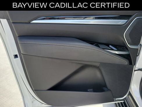 Certified 2025 Cadillac Escalade ESV Sport w/ LPO, ONYX Package RWD image 29
