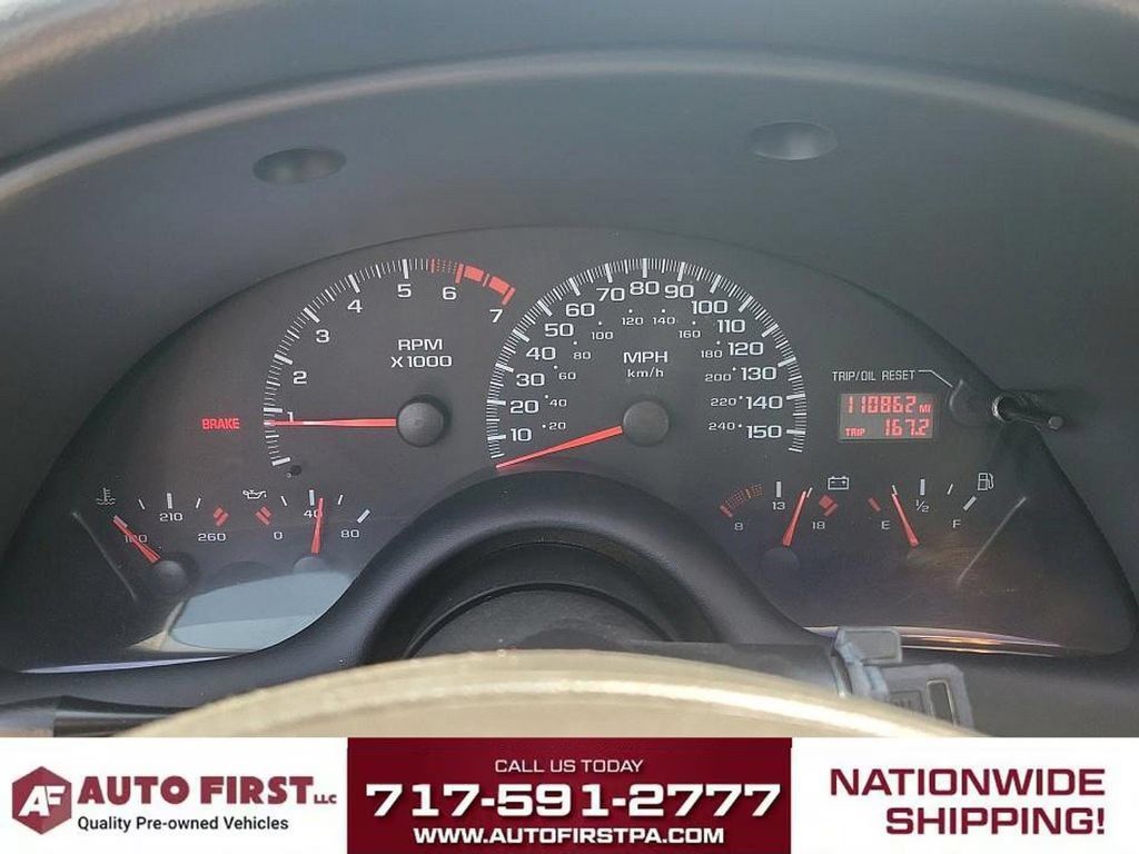 Used 2002 Chevrolet Camaro Z28 w/ SS Performance/Appearance Pkg RWD image 13