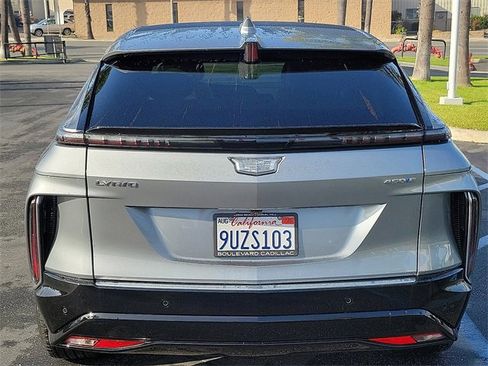 Used 2025 Cadillac Lyriq Luxury image 25