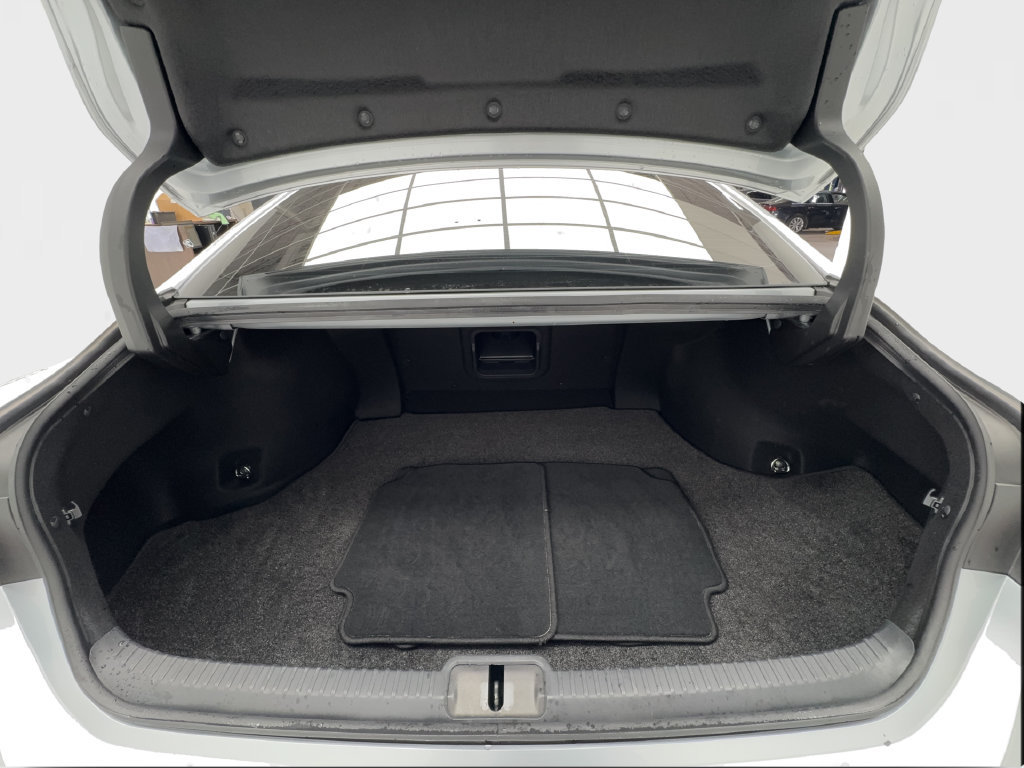 Used 2024 Lexus ES 350 w/ Accessory Package (Z1) FWD image 19