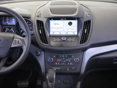 Used 2019 Ford Escape SE FWD image 17