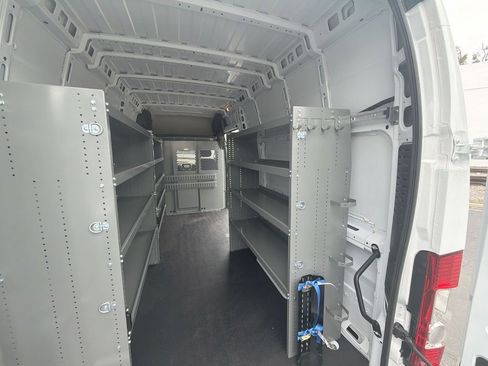 Used 2025 RAM ProMaster 3500 FWD image 26