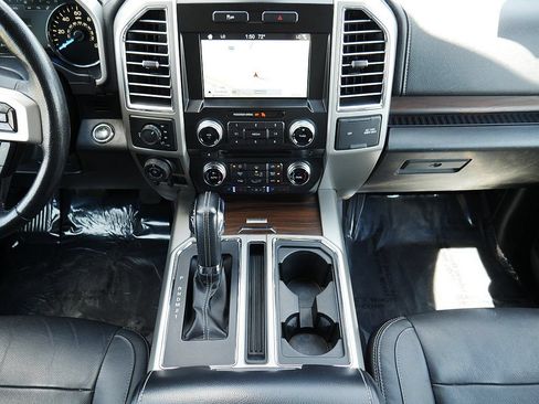 Used 2016 Ford F150 Lariat w/ Equipment Group 502A Luxury AWD/4WD image 21