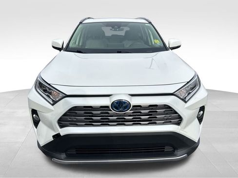 Used 2020 Toyota RAV4 Limited image 8