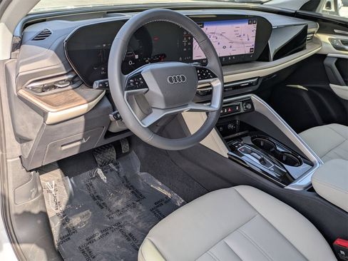 New 2025 Audi Q5 Premium Plus image 19