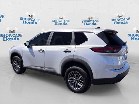 Used 2024 Nissan Rogue S AWD/4WD image 5
