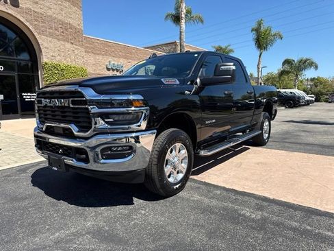 Used 2025 RAM 2500 Big Horn AWD/4WD image 2