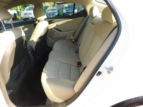 Used 2013 Kia Optima LX w/ Technology Pkg image 5