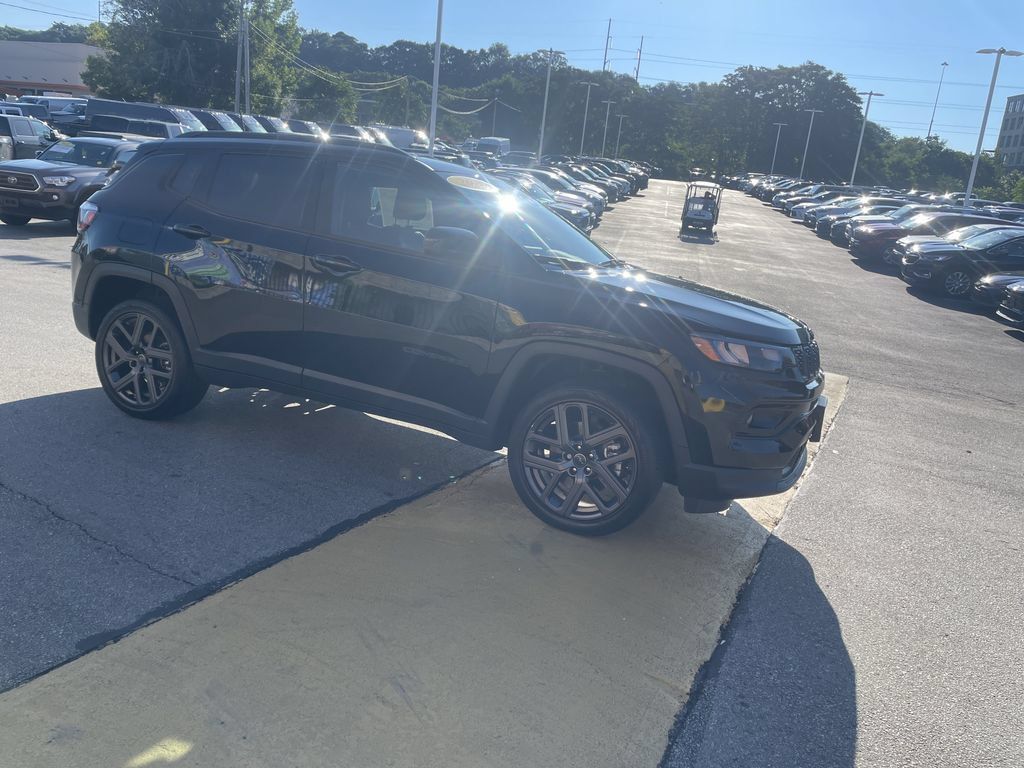 Used 2026 Jeep Compass Limited AWD/4WD image 6