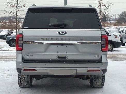Used 2022 Ford Expedition Max Limited image 5