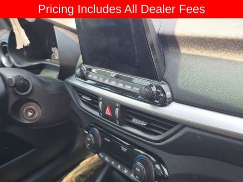 Used 2019 Kia Forte LXS FWD image 8