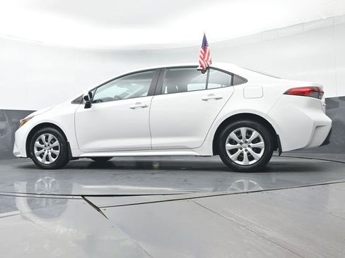 Certified 2024 Toyota Corolla LE image 30